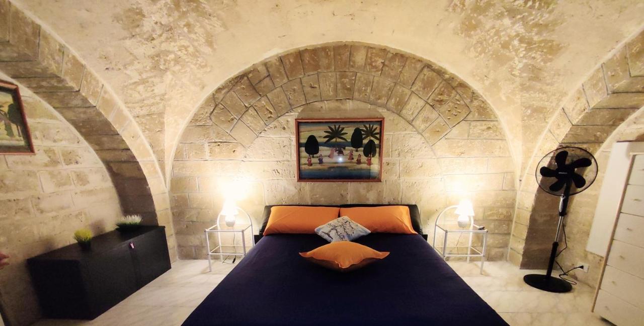 דירות בארי Casa Dante מראה חיצוני תמונה